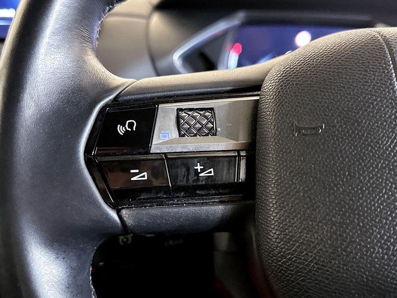 Used DS Automobiles DS 3 Crossback 2021 for sale - 76710057: Photo 17