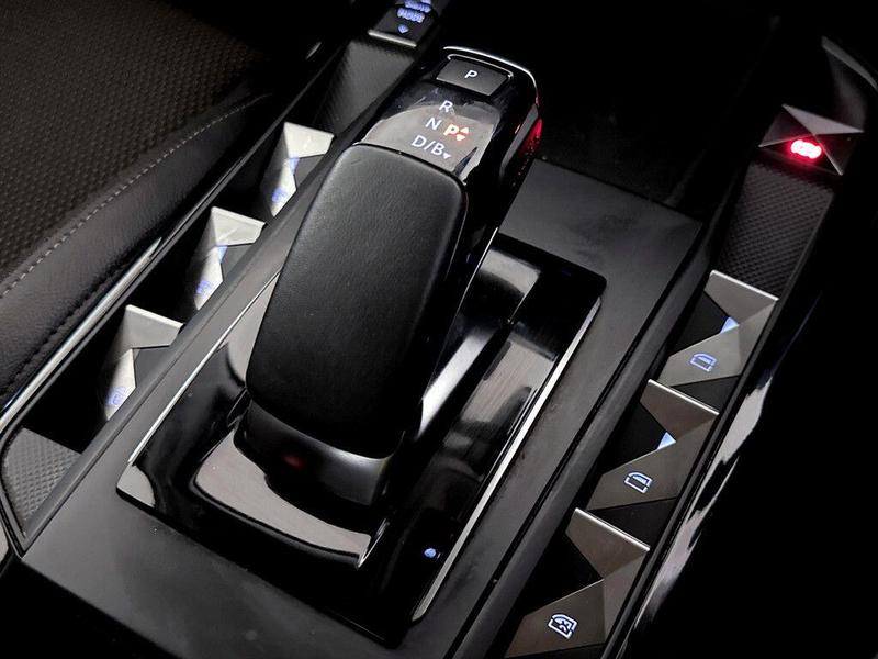 Used DS Automobiles DS 3 Crossback 2021 for sale - 76710057: Photo 27