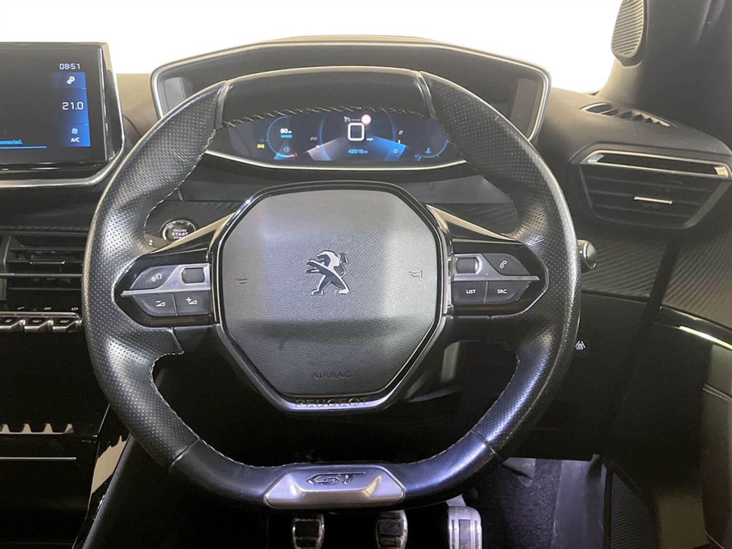 Used Peugeot 2008 2020 for sale - 77502049: Photo 15