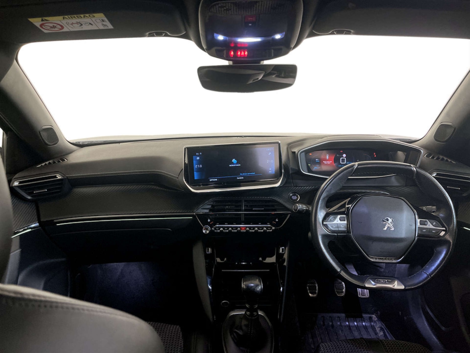 Used Peugeot 2008 2020 for sale - 77502049: Photo 3