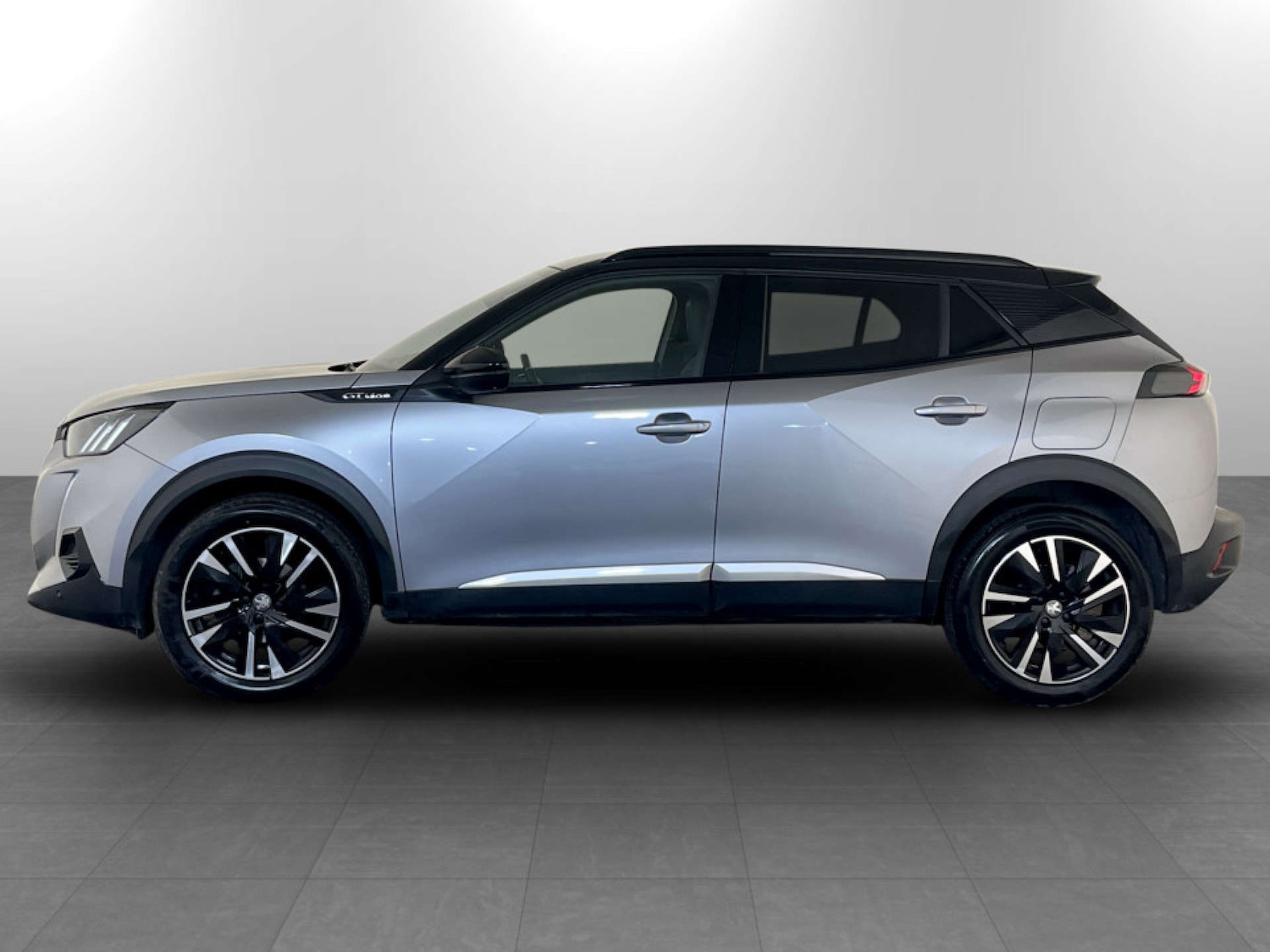 Used Peugeot 2008 2020 for sale - 77502049: Photo 6