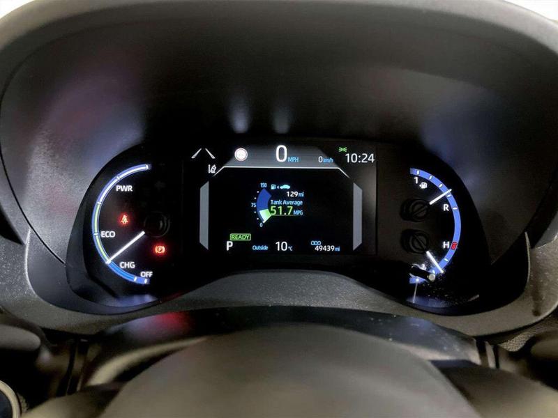 Used Toyota Yaris Cross 2022 for sale - 76826058: Photo 17