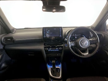 Used Toyota Yaris Cross 2022 for sale - 76826058: Photo