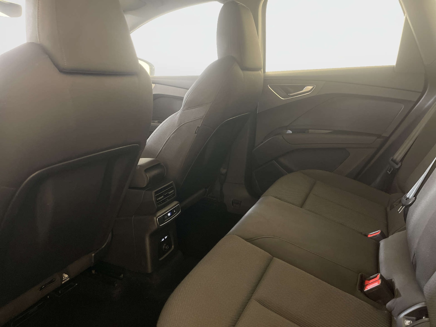 Used Audi Q4 e-tron 2023 for sale - 77920805: Photo 14