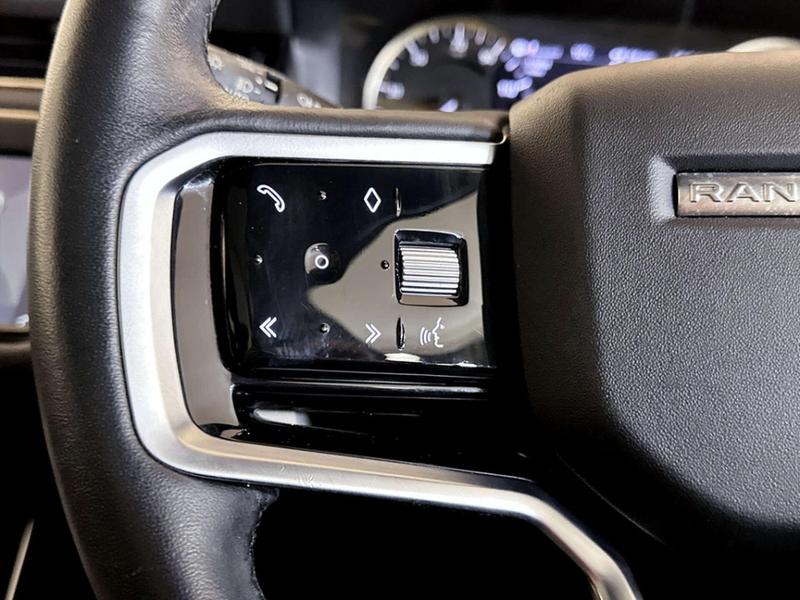 Used Land Rover Range Rover Evoque 2022 for sale - 76895626: Photo 17