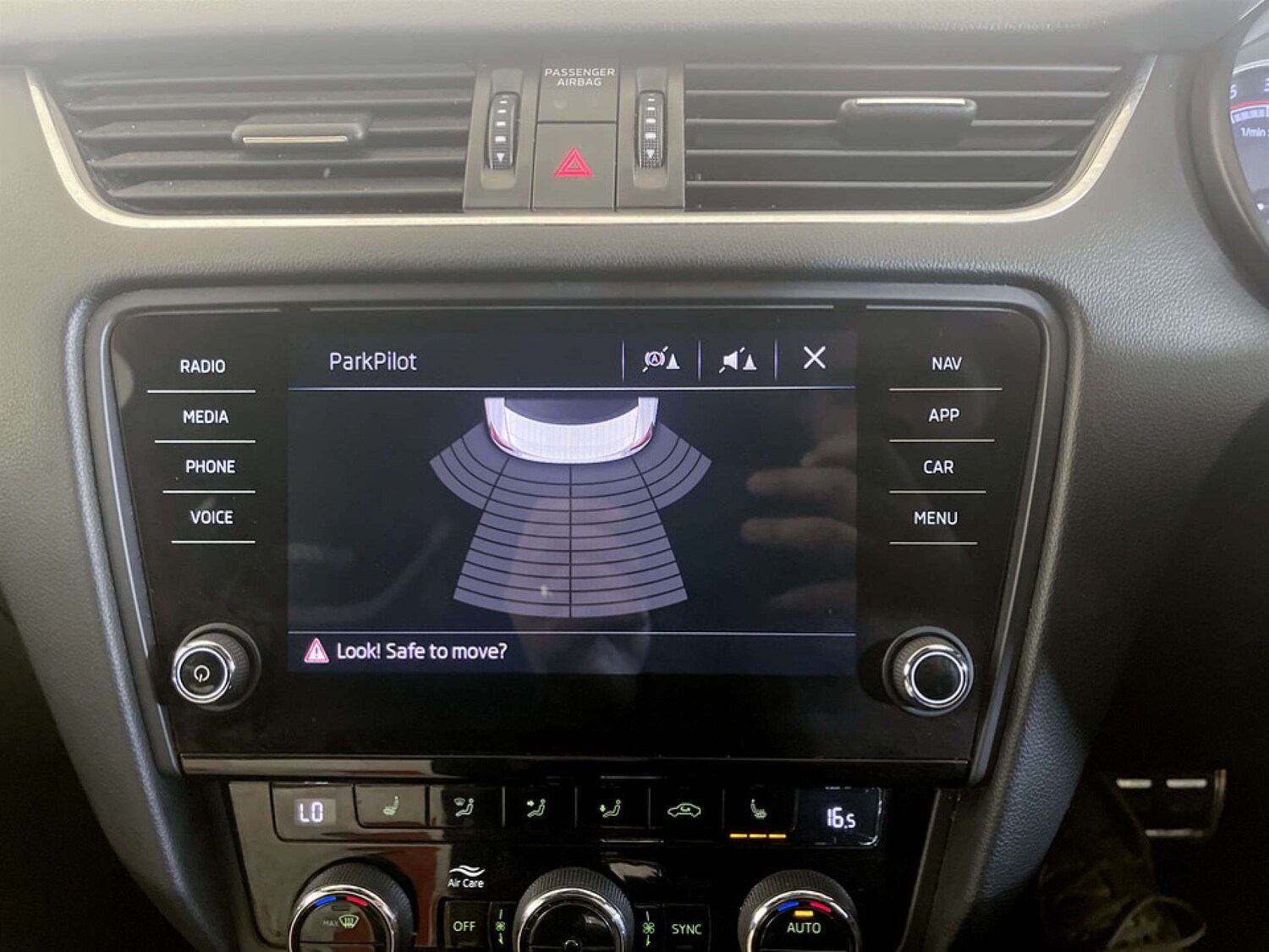 Used Skoda Octavia 2018 for sale - 77508831: Photo 25