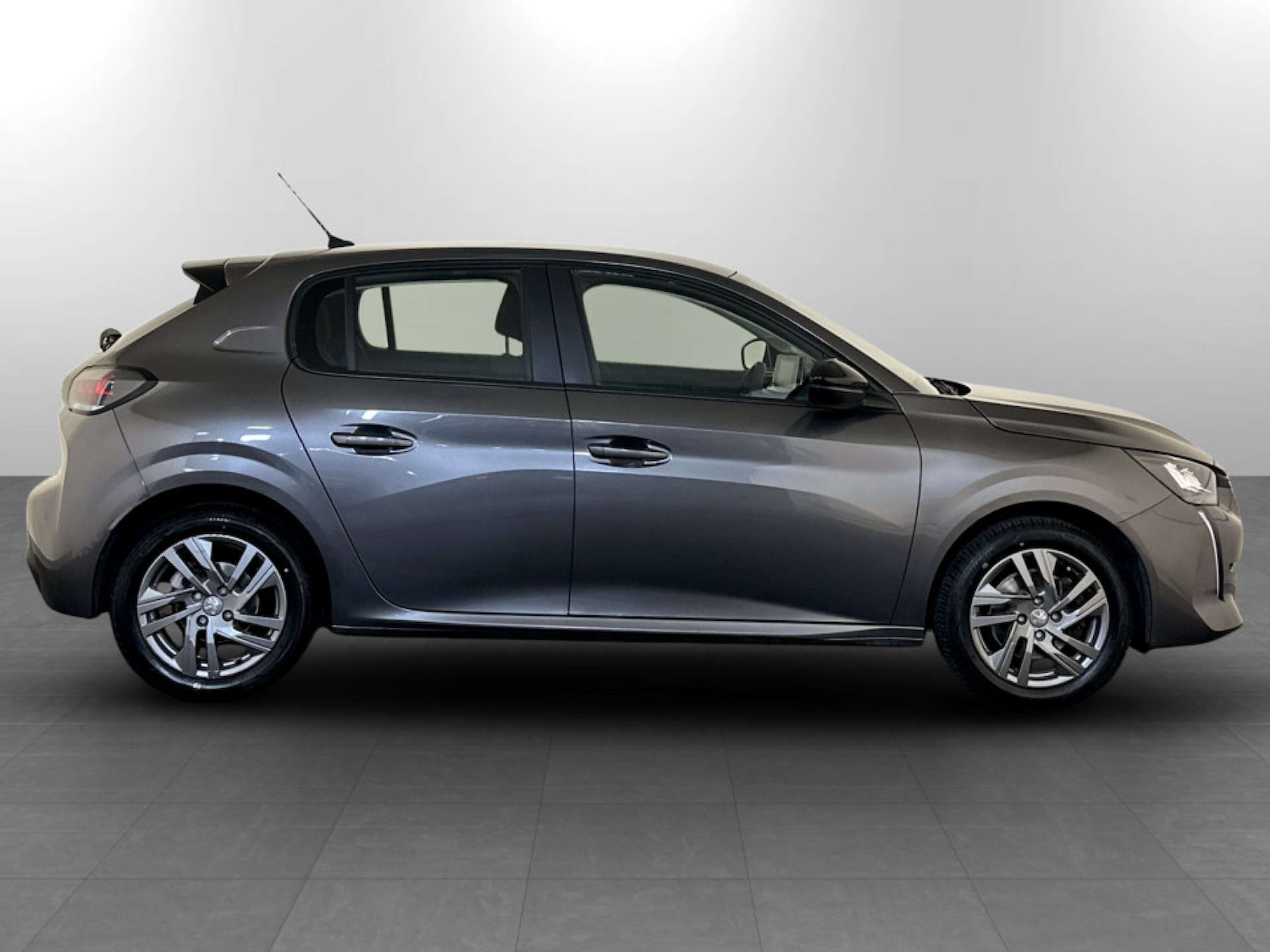 Used Peugeot 208 2022 for sale - 77186050: Photo 11