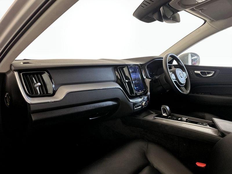 Used Volvo XC60 2022 for sale - 76452723: Photo 12