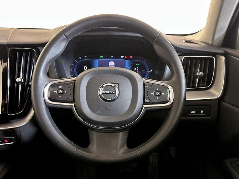 Used Volvo XC60 2022 for sale - 76452723: Photo 16