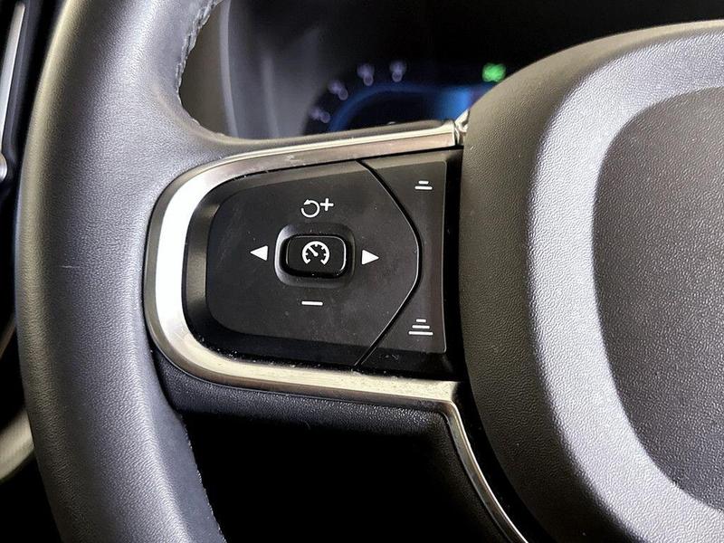 Used Volvo XC60 2022 for sale - 76452723: Photo 17