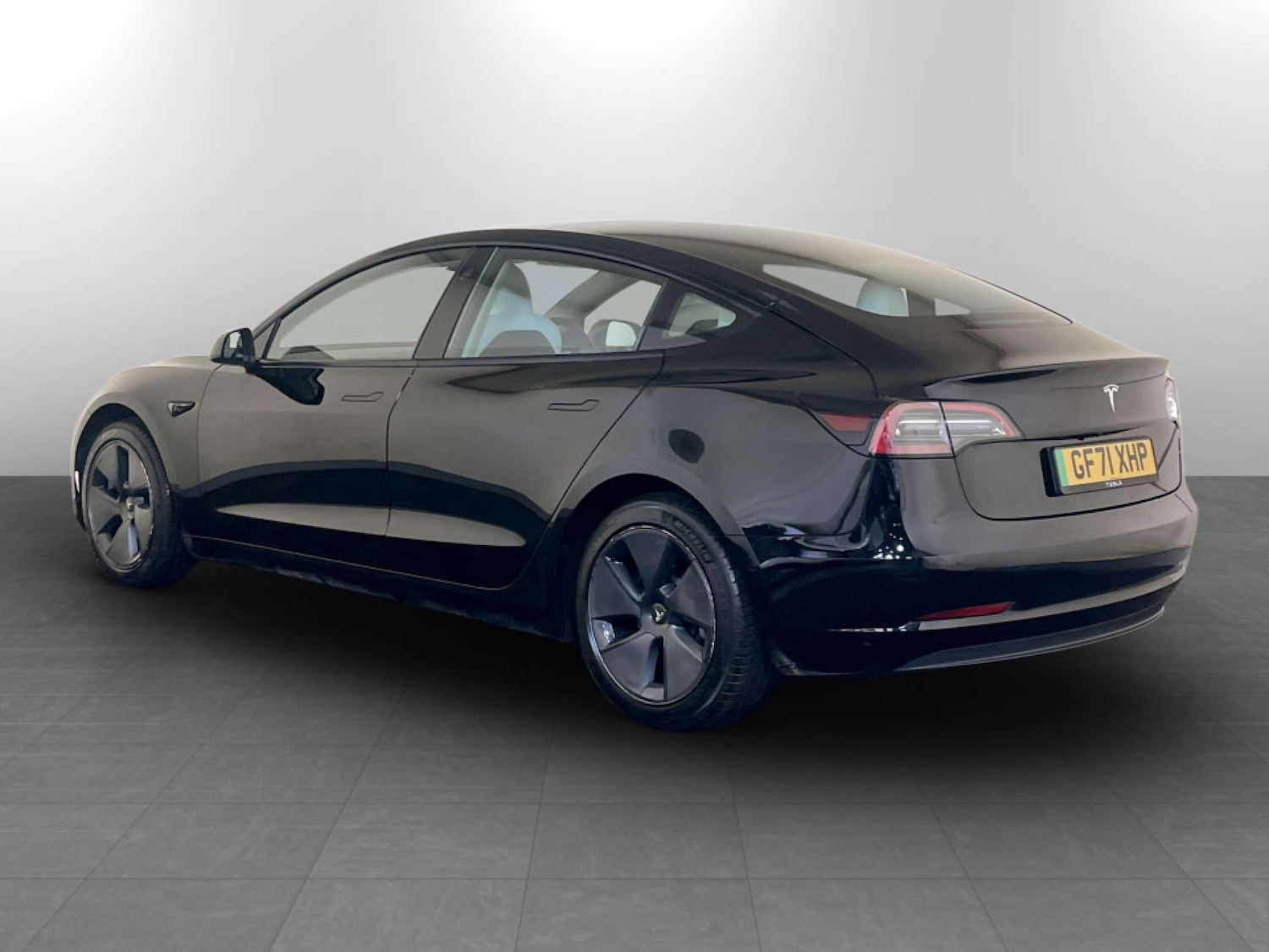 Used Tesla Model 3 2021 for sale - 77437600: Photo 8