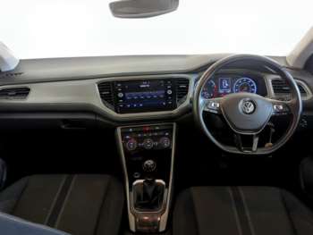 Used Volkswagen T-Roc 2020 for sale - 74624536: Photo