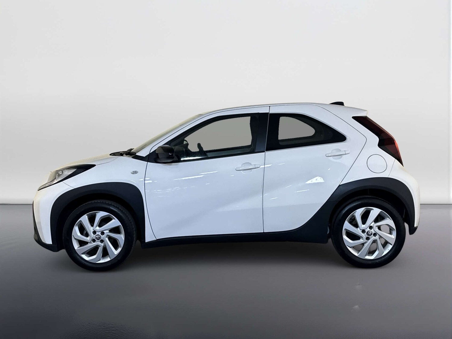 Used Toyota Aygo X 2023 for sale - 78150110: Photo 7