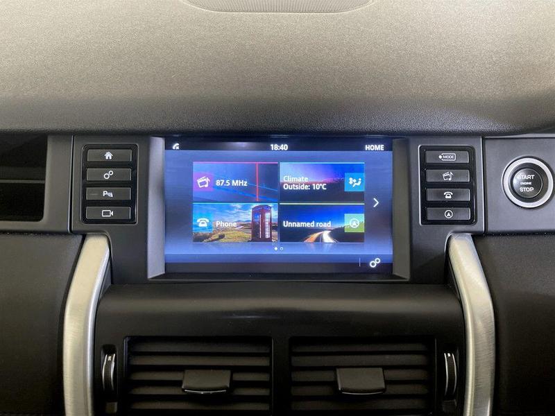 Used Land Rover Discovery Sport 2018 for sale - 76545296: Photo 26