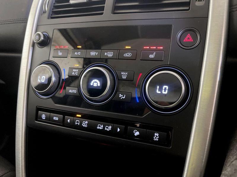 Used Land Rover Discovery Sport 2018 for sale - 76545296: Photo 27