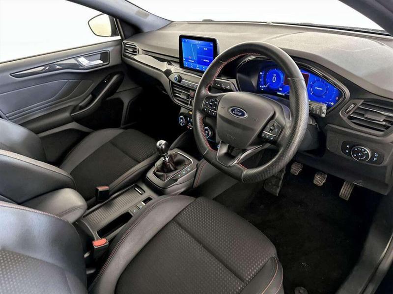 Used Ford Focus 2022 for sale - 76825908: Photo 15