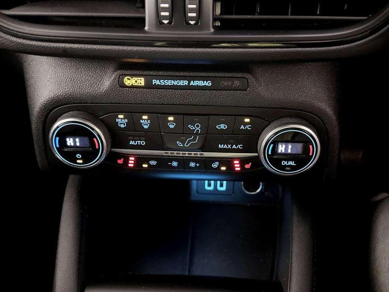 Used Ford Focus 2022 for sale - 76825908: Photo 24