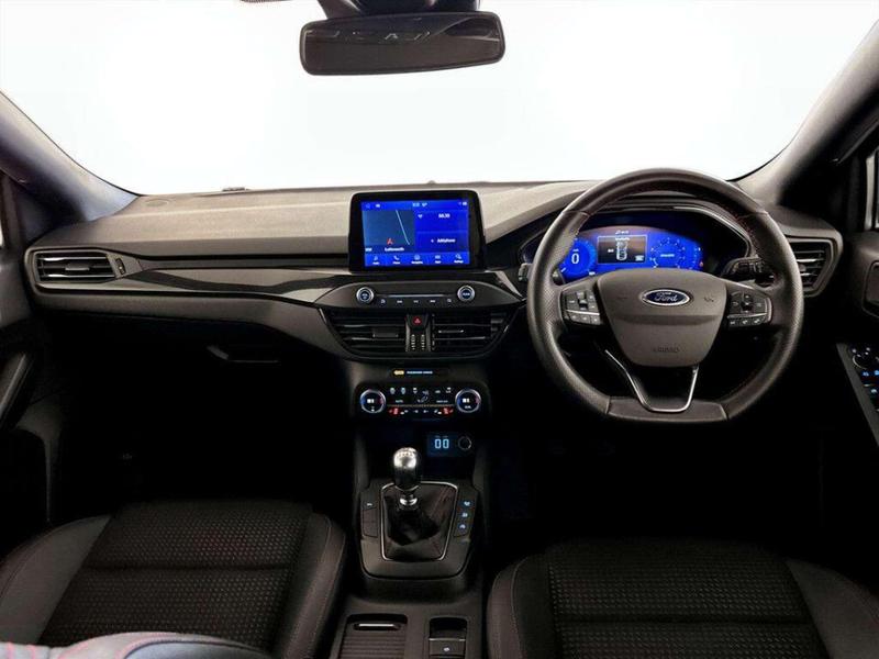 Used Ford Focus 2022 for sale - 76825908: Photo 3