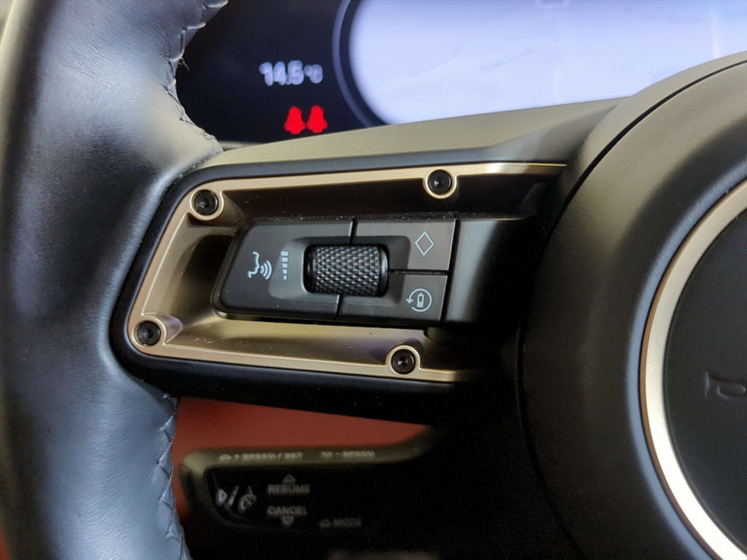 Used Porsche Taycan 2022 for sale - 77185962: Photo 18