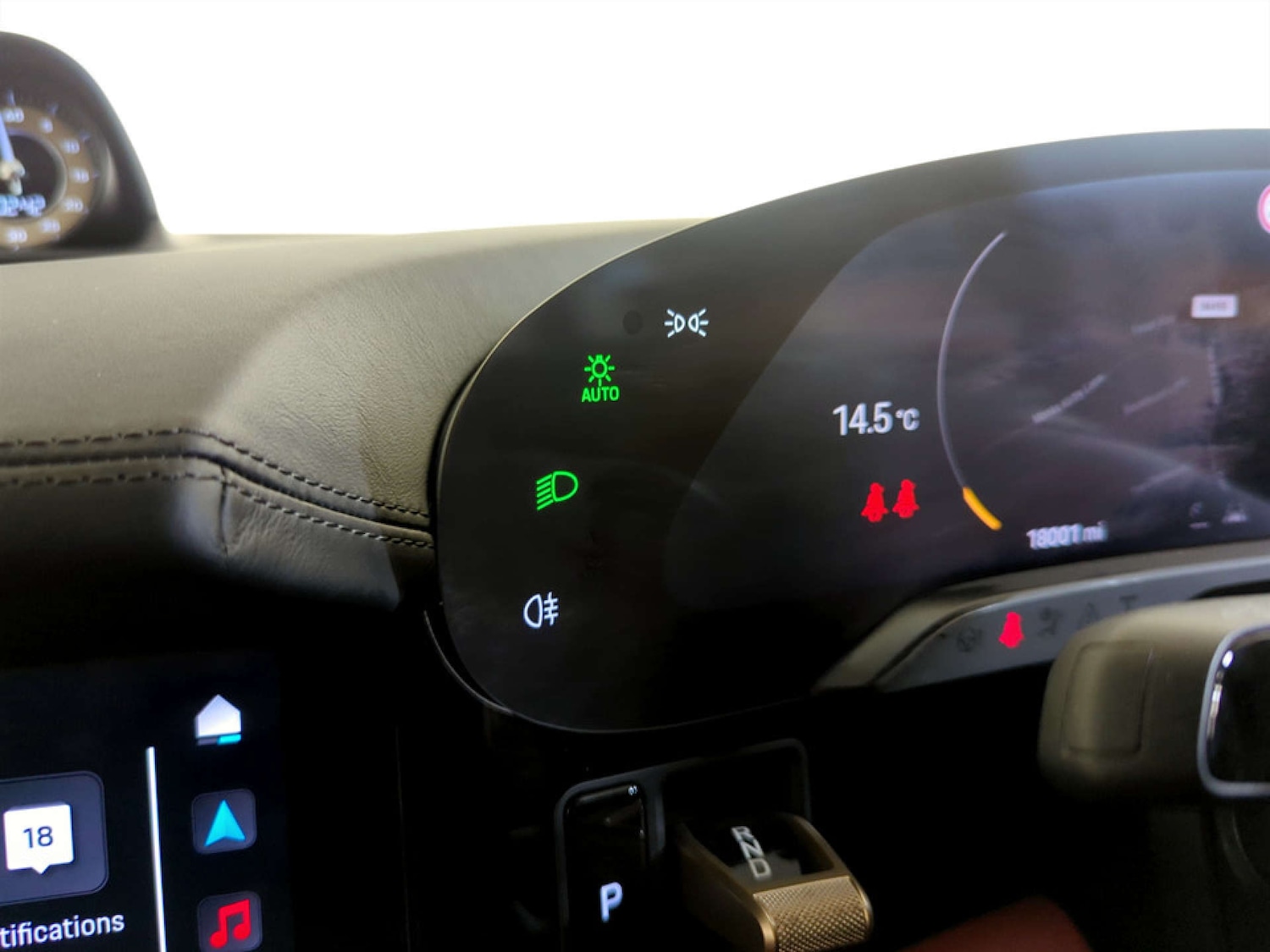 Used Porsche Taycan 2022 for sale - 77185962: Photo 19