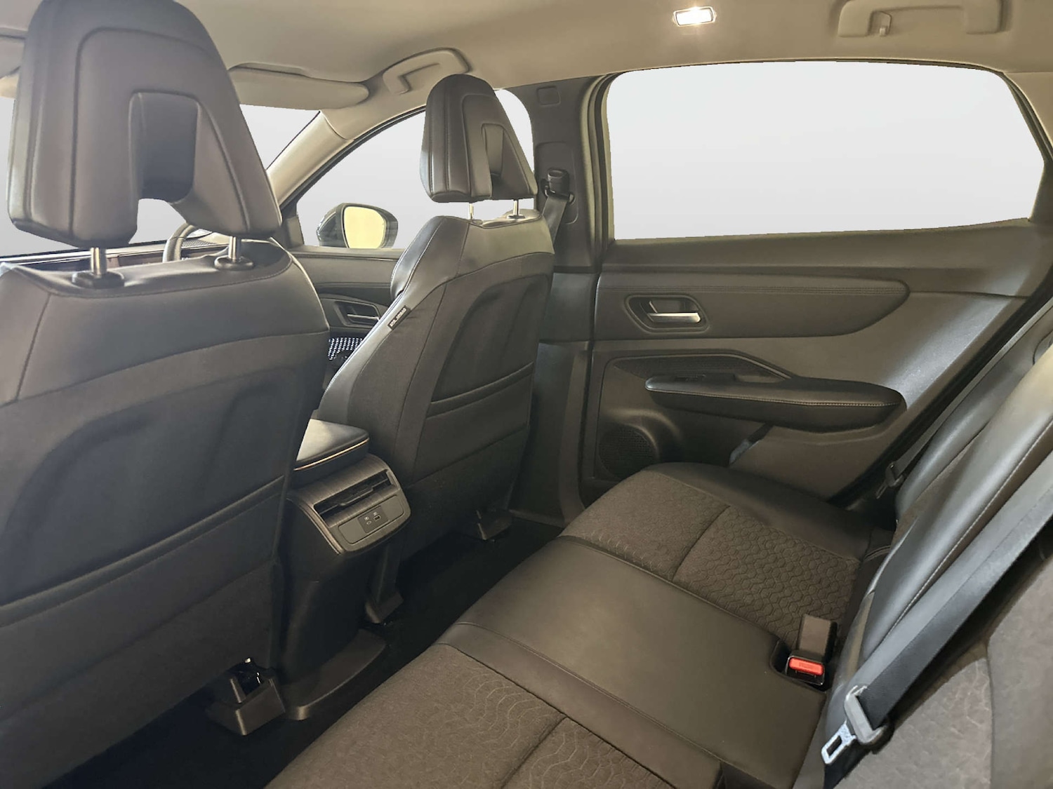 Used Nissan ARIYA 2022 for sale - 78175629: Photo 15