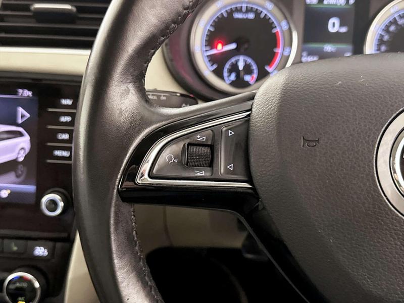 Used Skoda Octavia 2017 for sale - 76908616: Photo 17