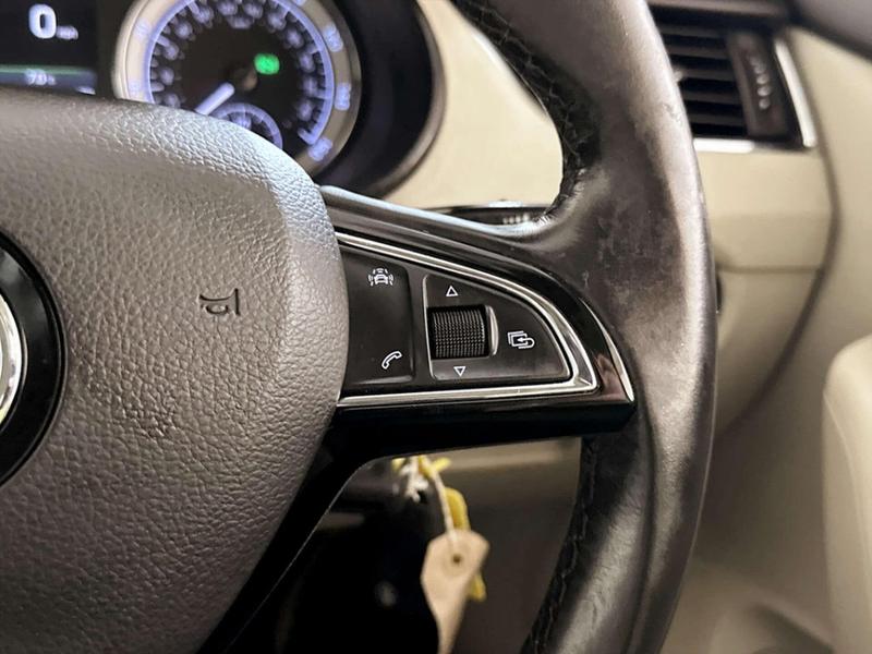 Used Skoda Octavia 2017 for sale - 76908616: Photo 19