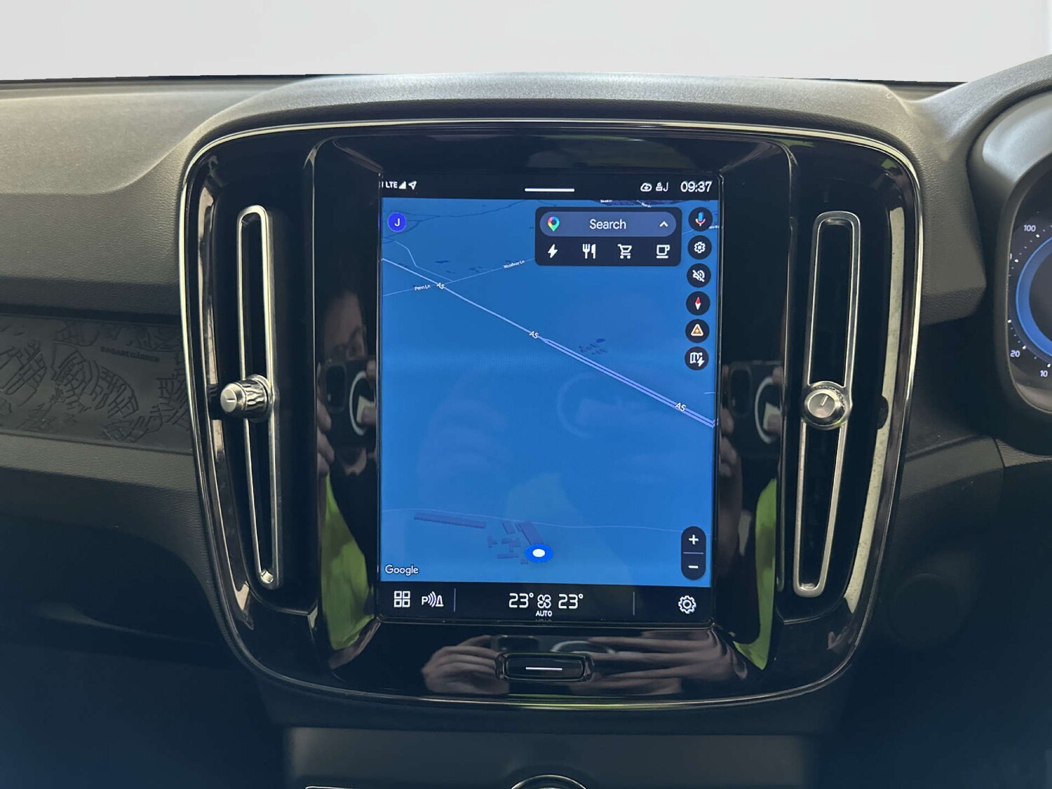 Used Volvo XC40 2023 for sale - 78175636: Photo 21