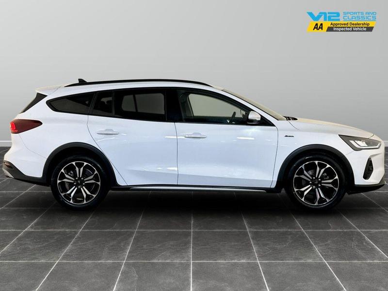 Used Ford Focus 2022 for sale - 76706101: Photo 11