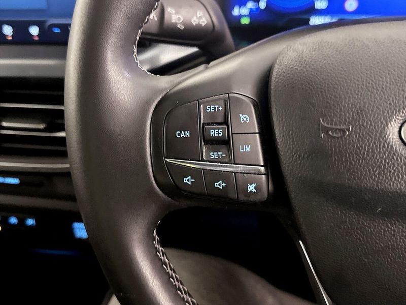 Used Ford Focus 2022 for sale - 76706101: Photo 17