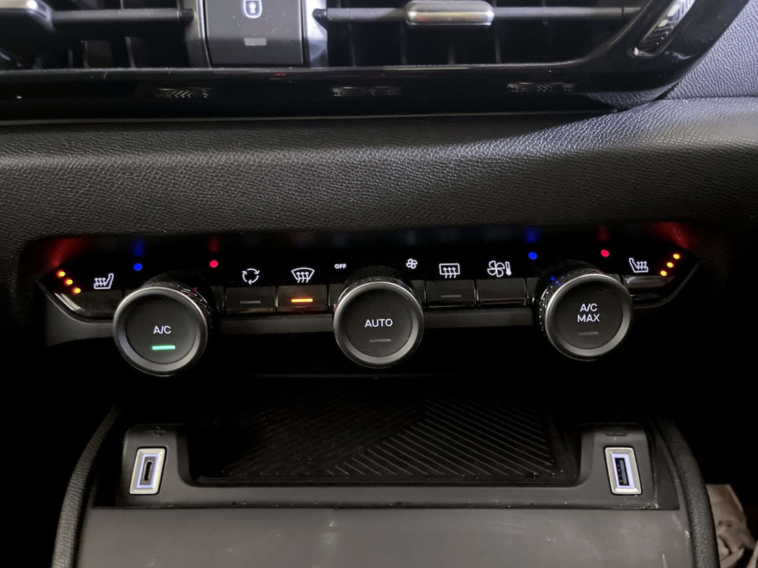 Used Citroen C4 2023 for sale - 77185882: Photo 29