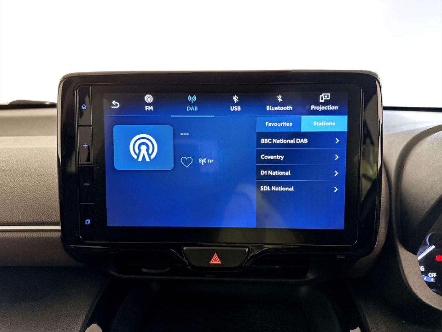 Used Toyota Yaris Cross 2023 for sale - 77571287: Photo 23