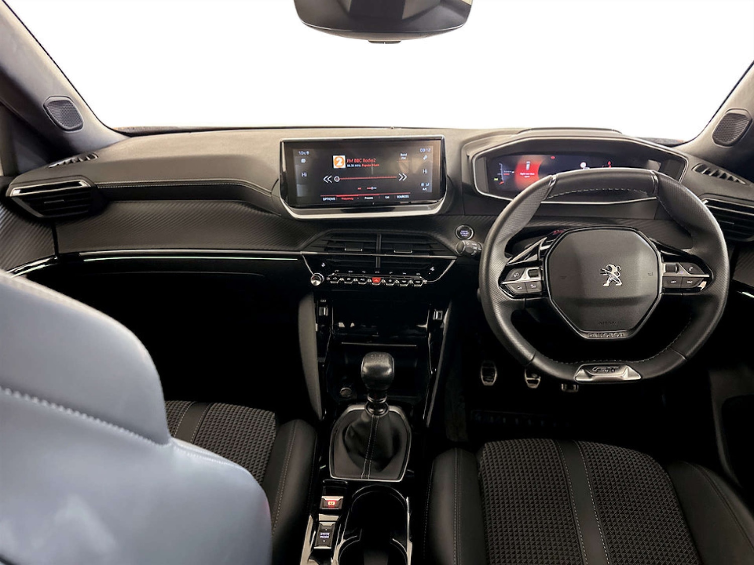 Used Peugeot 2008 2022 for sale - 77655539: Photo 3