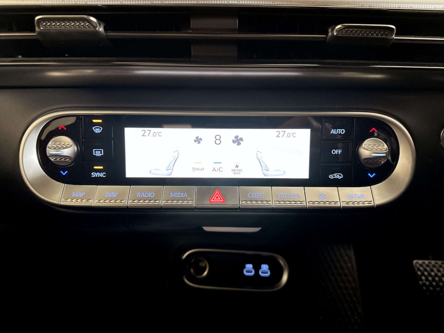 Used Genesis GV60 2022 for sale - 77437434: Photo 24