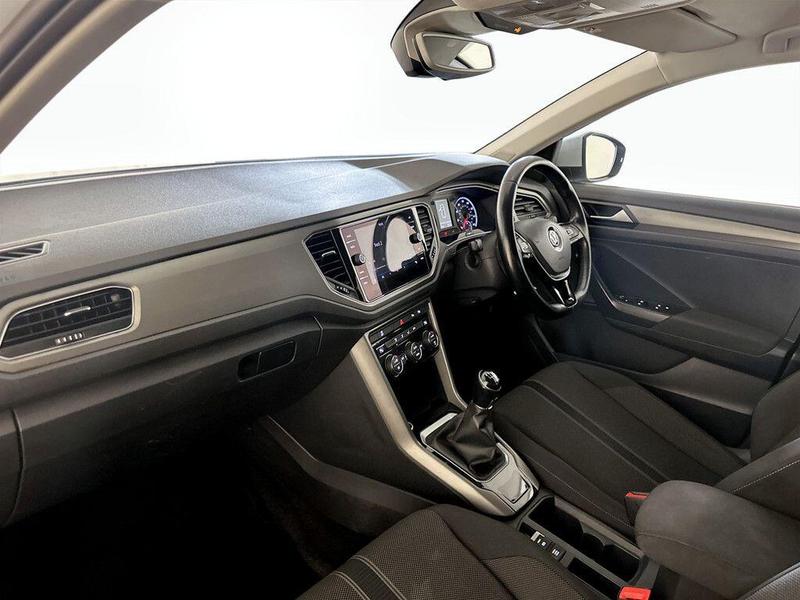 Used Volkswagen T-Roc 2020 for sale - 76394140: Photo 12