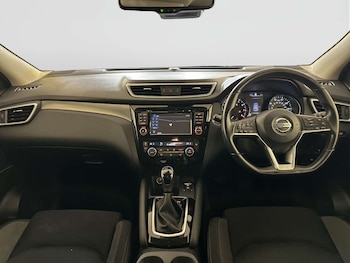 Used Nissan Qashqai 2018 for sale - 78356401: Photo