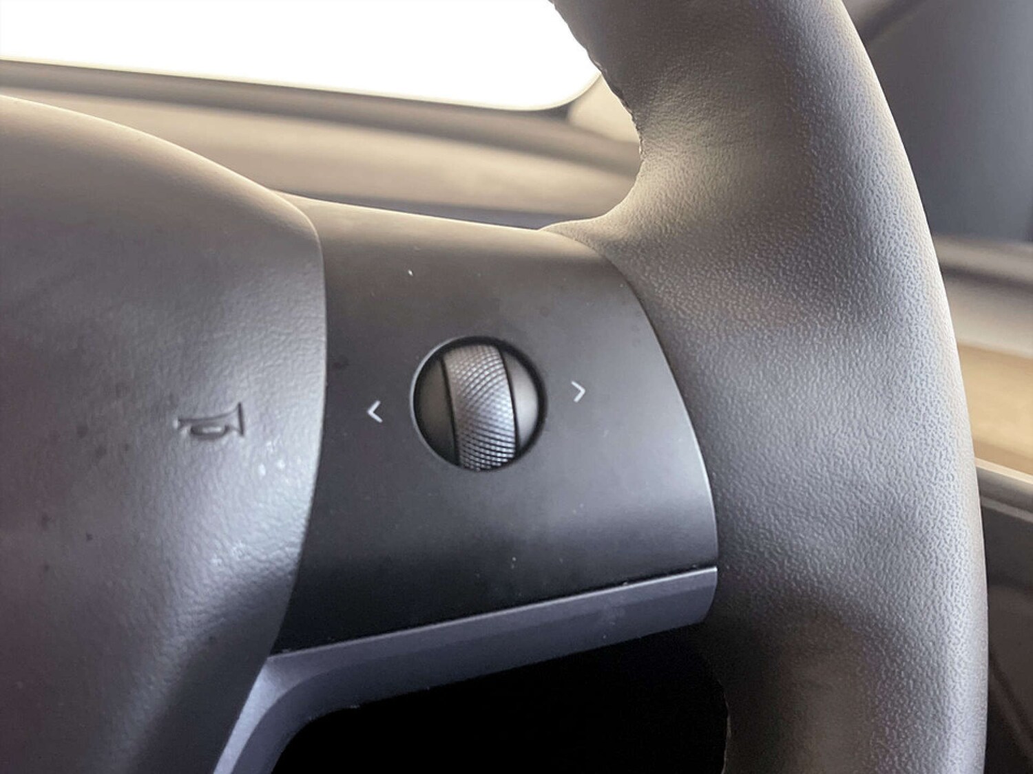 Used Tesla Model Y 2022 for sale - 77469989: Photo 17