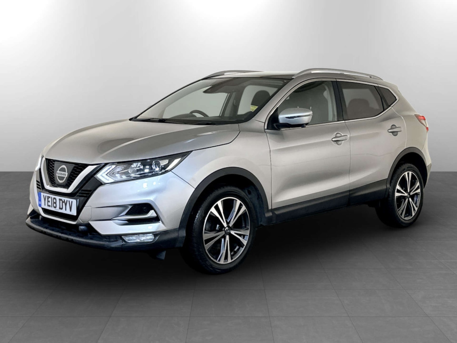 Used Nissan Qashqai 2018 for sale - 77504112: Photo 6