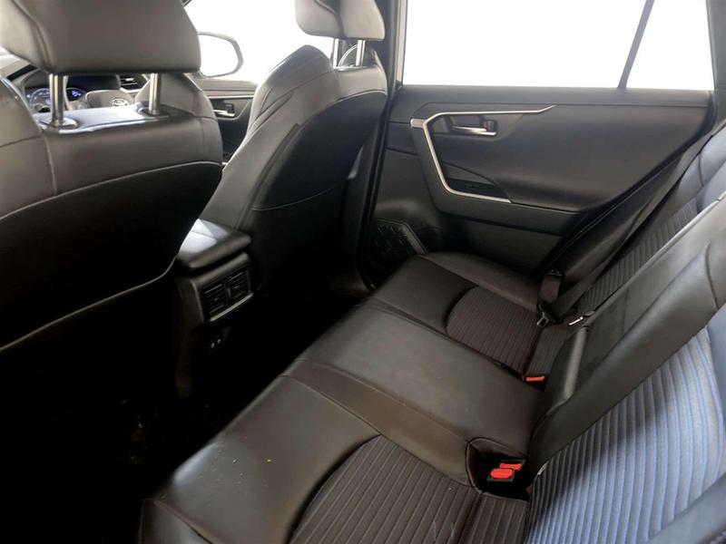 Used Toyota RAV4 2019 for sale - 77071599: Photo 14
