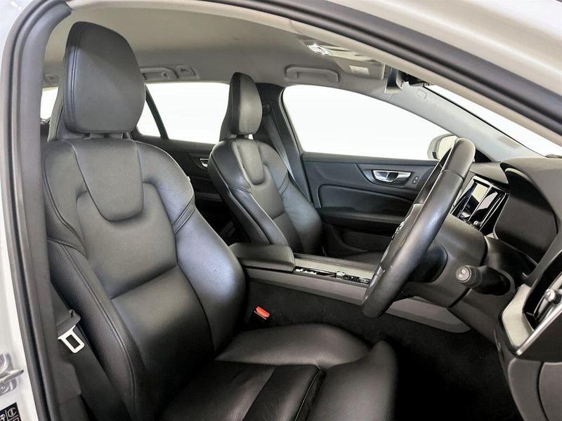 Used Volvo V60 2021 for sale - 76234698: Photo 13