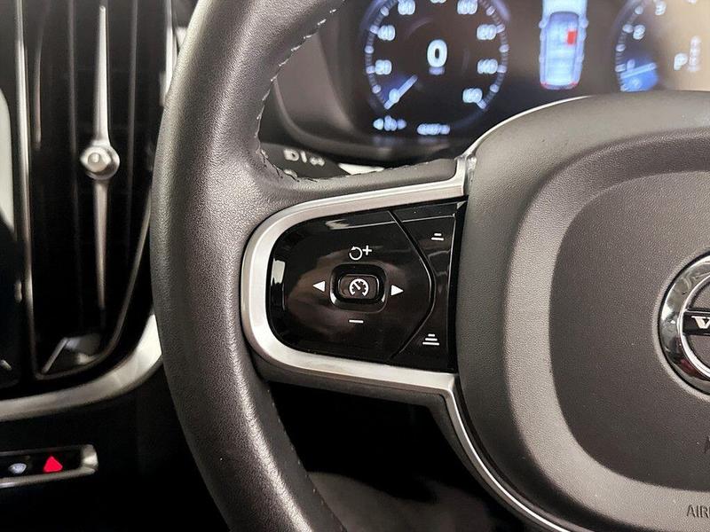 Used Volvo V60 2021 for sale - 76234698: Photo 17