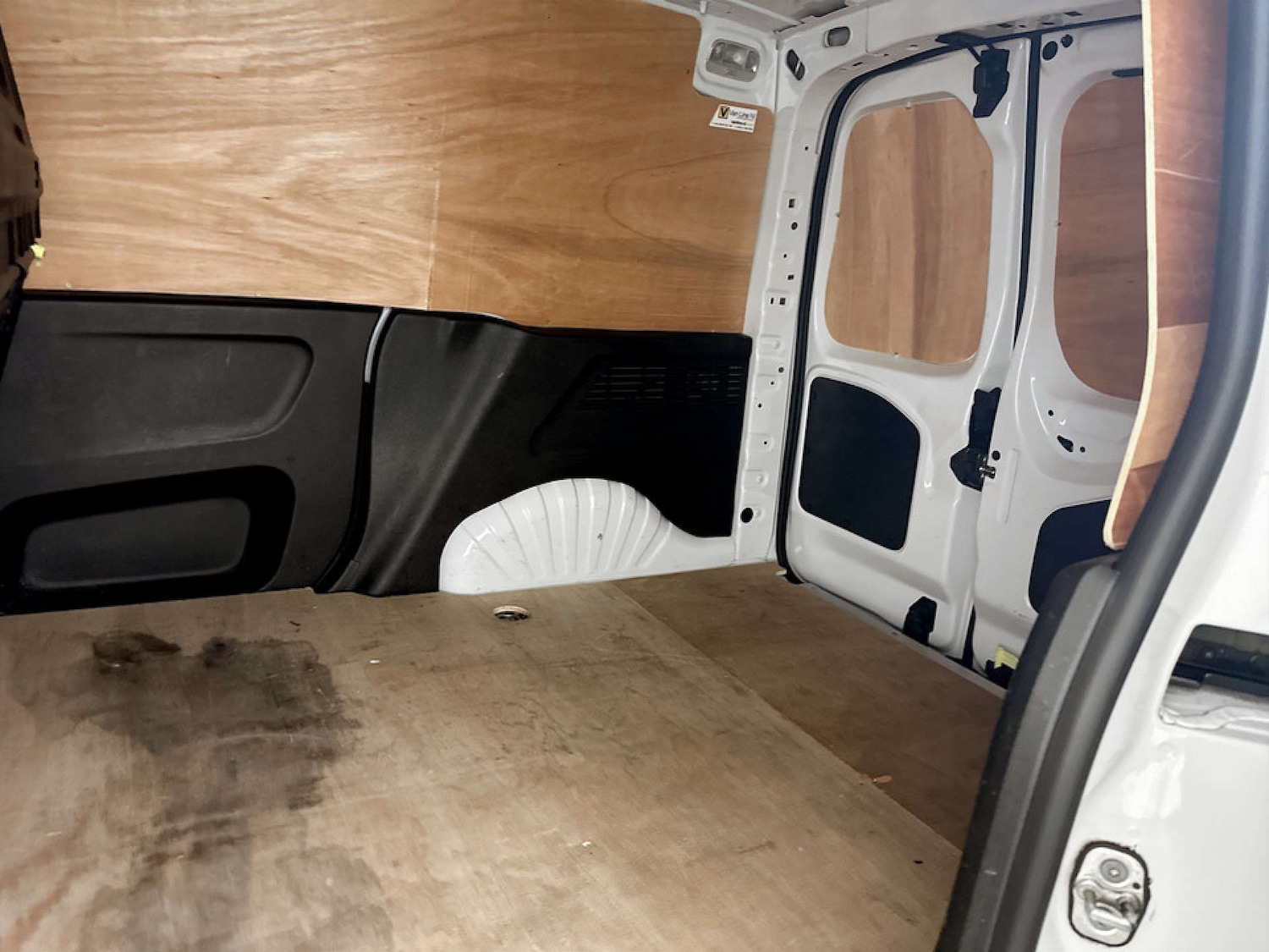 Used Peugeot Partner 2022 for sale - 77185965: Photo 14