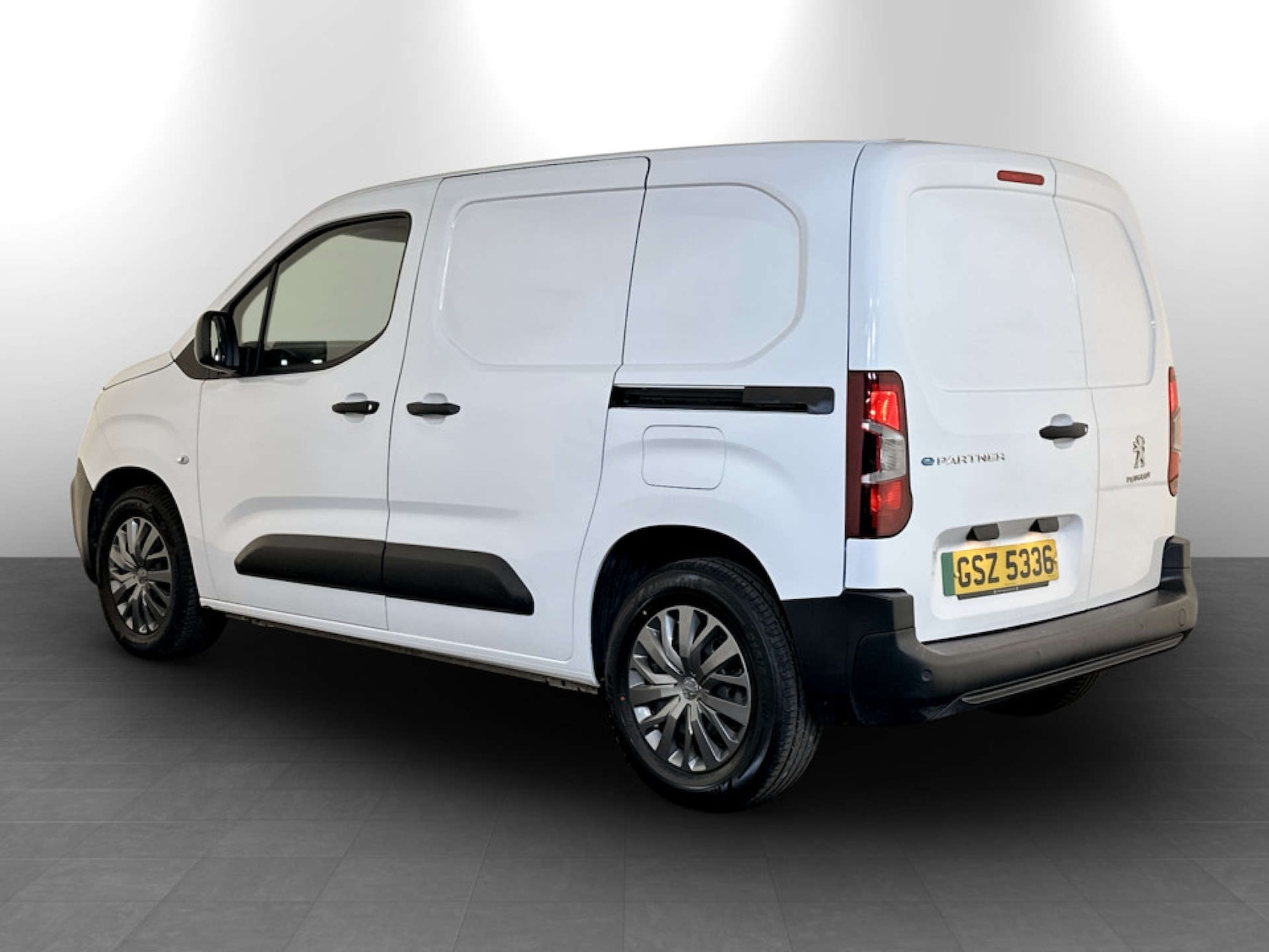 Used Peugeot Partner 2022 for sale - 77185965: Photo 8