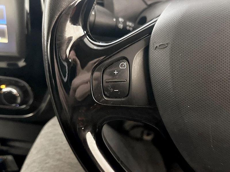 Used Renault Captur 2014 for sale - 76362996: Photo 18
