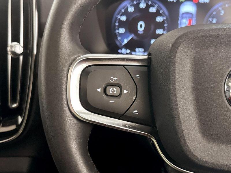 Used Volvo XC40 2022 for sale - 76433877: Photo 18