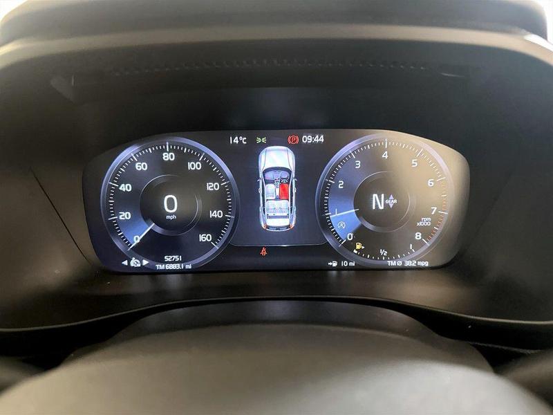 Used Volvo XC40 2022 for sale - 76433877: Photo 19