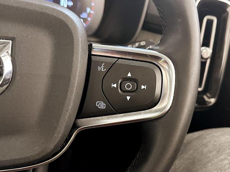 Used Volvo XC40 2022 for sale - 76433877: Photo 20