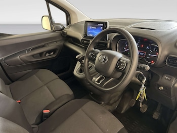 Used Toyota ProAce 2023 for sale - 78837937: Photo