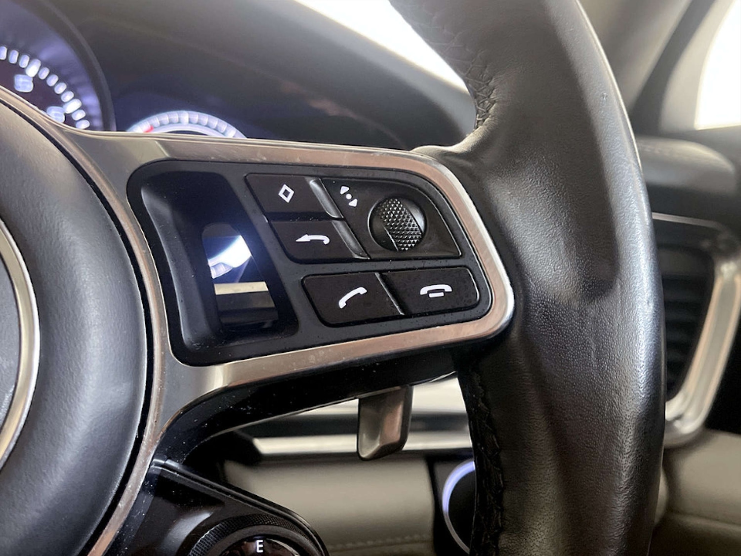 Used Porsche Panamera 2019 for sale - 77655611: Photo 19