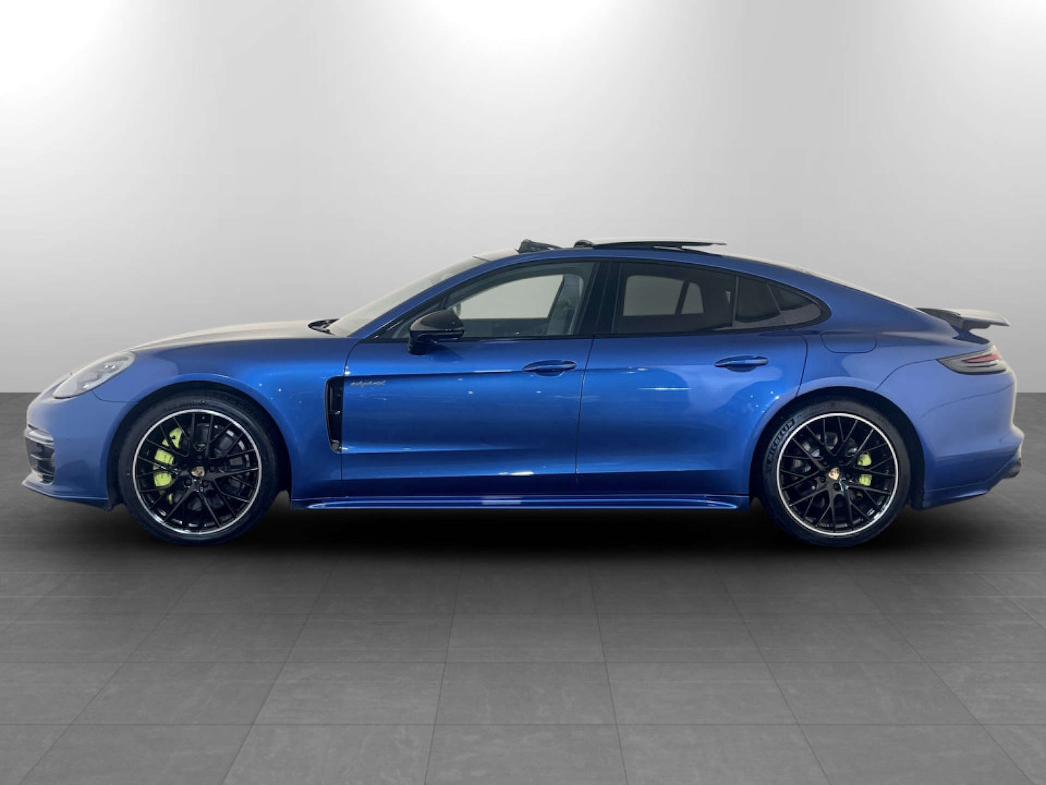 Used Porsche Panamera 2019 for sale - 77655611: Photo 6